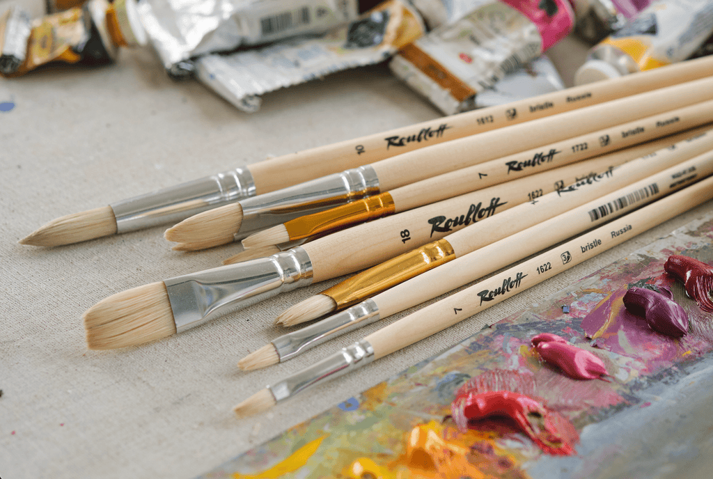 Brush Care Guide: Tips for Oil Paints - Artish