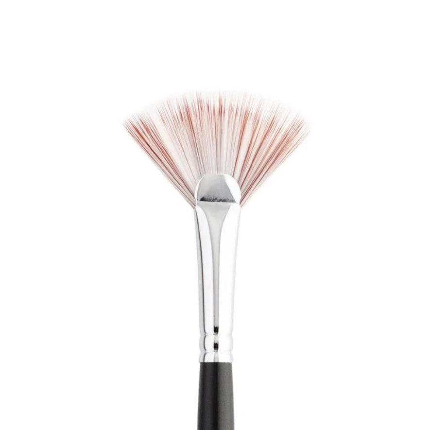 Blur brush // Synthetic, Fan // by Roubloff - Artish