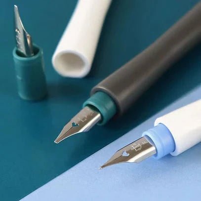 Hocoro Gray Fountain Pen // Fine Tip // by Sailor - Artish