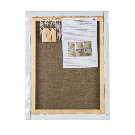 Primed stretched canvas // 100% linen, 480 gsm // 35 x 45 cm // by Master - Class - Artish