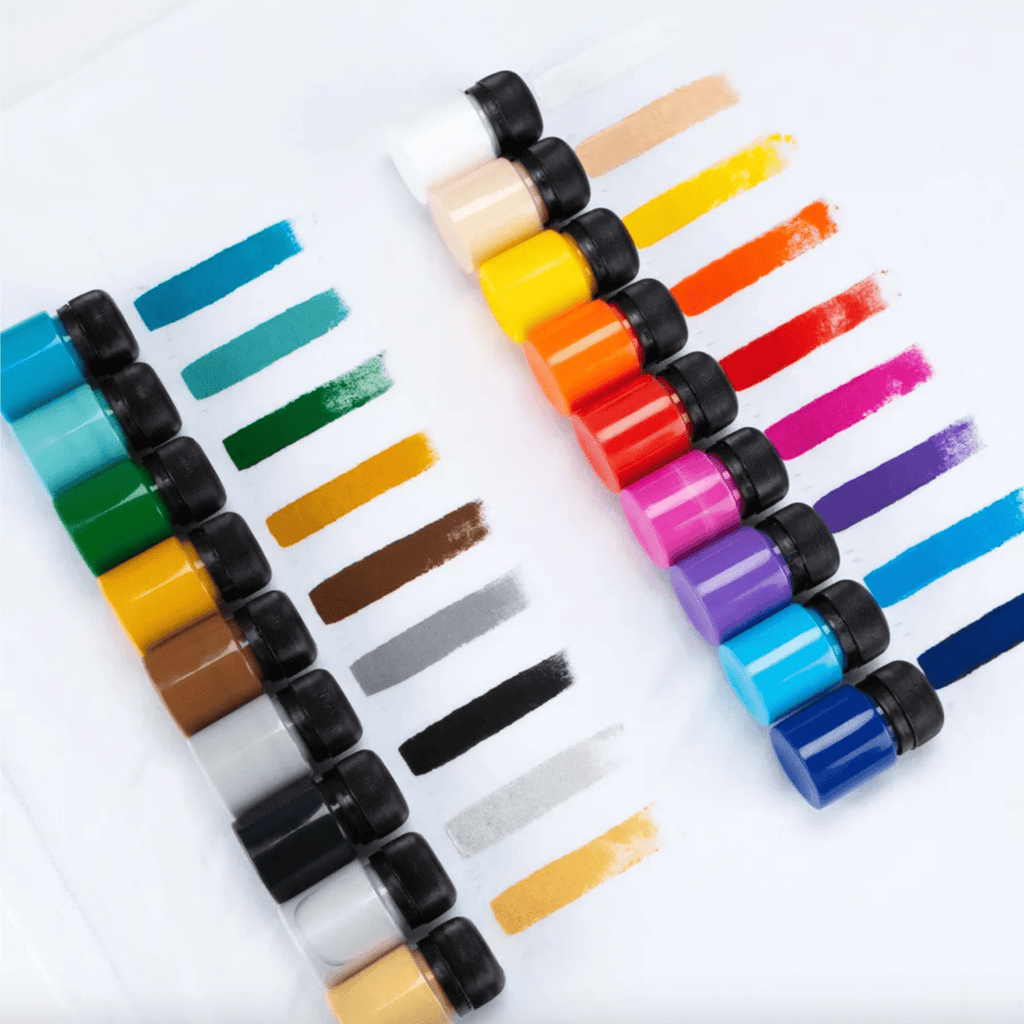 Acrylic paint set for textile // 18 colours x 20 ml // by Decola - Artish