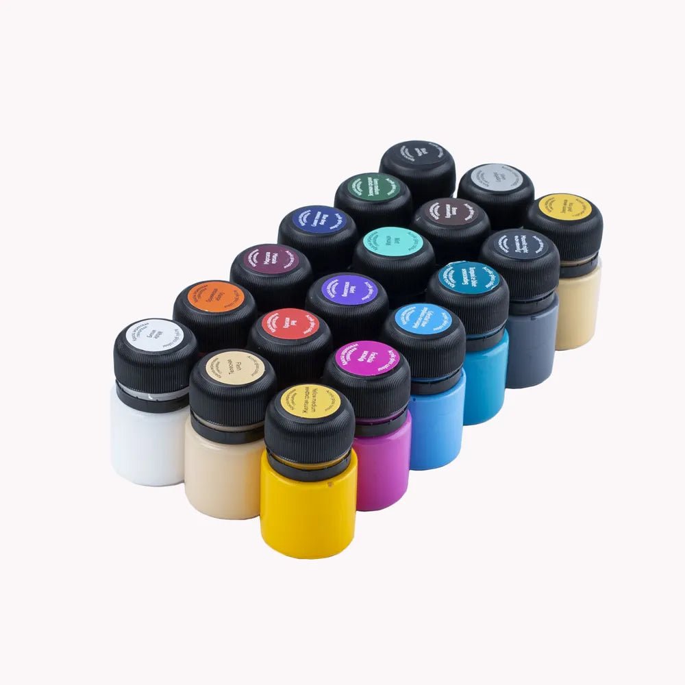 Acrylic paint set with gloss finish // 18 colours x 20 ml // by Decola - Artish