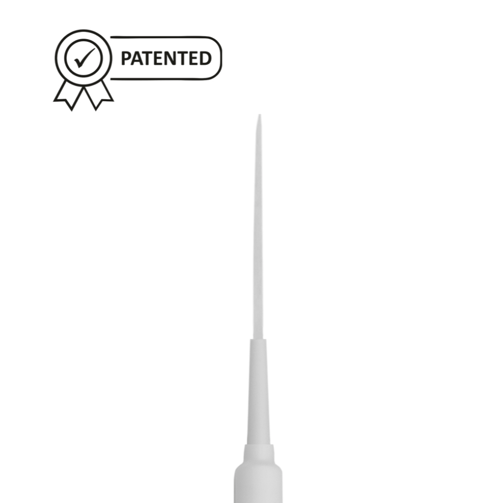 Aqua brush // Synthetic, Liner, white handle // by Roubloff - Artish