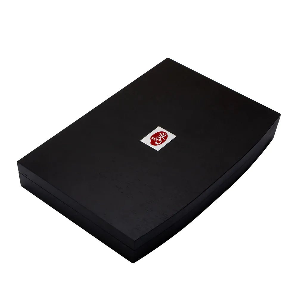 Artists' soft pastel gift set in a wooden box // 30 colours // by Master-Class - Artish